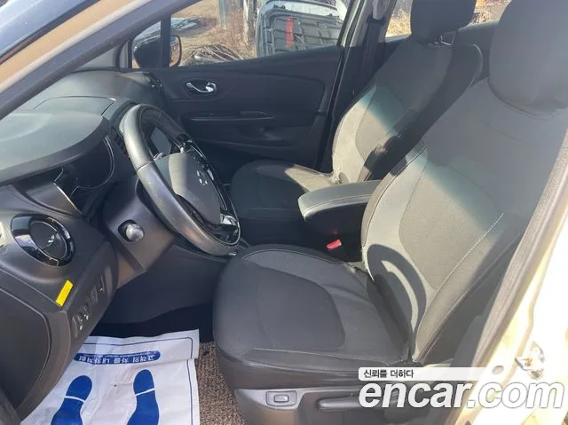 Renault Captur 2015 thumb 9