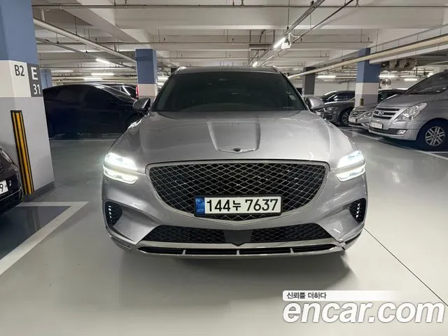 Genesis GV70 2021 thumb 6