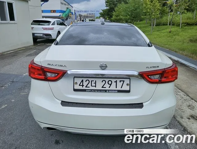 Nissan Maxima 2018 thumb 2