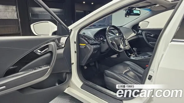 Hyundai Grandeur 2015 thumb 9