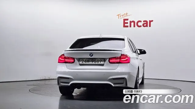BMW 3 серии 2017 thumb 3