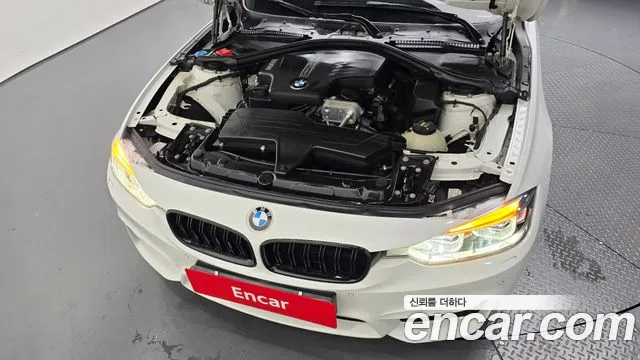 BMW 3 серии 2017 thumb 5
