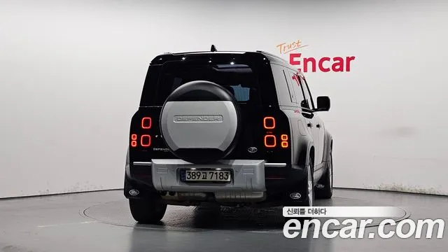 Land Rover Defender 2020 thumb 3