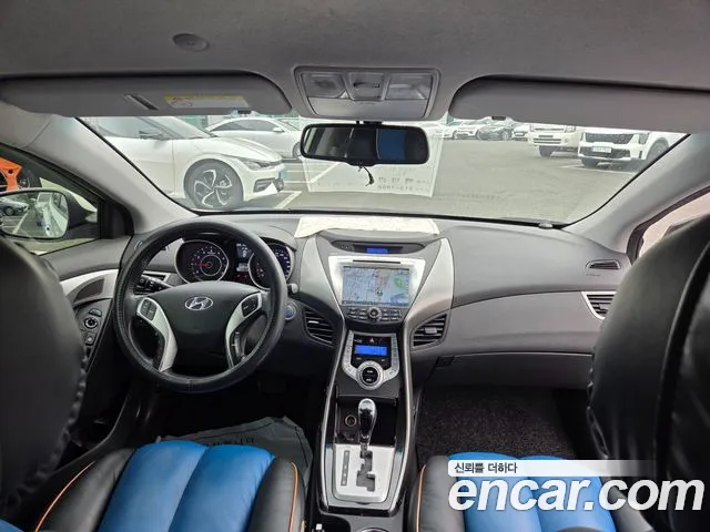 Hyundai Avante 2012 thumb 6