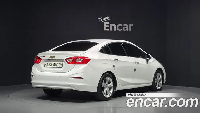 Chevrolet Cruze 2017 thumb 2