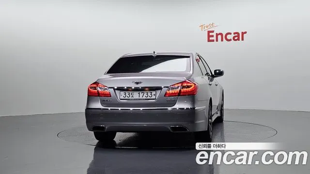 Hyundai Genesis 2013 thumb 4