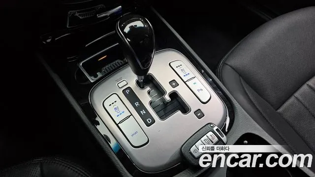 Hyundai Genesis 2013 thumb 9
