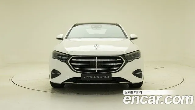 Mercedes-Benz E-Класс 2025 thumb 3