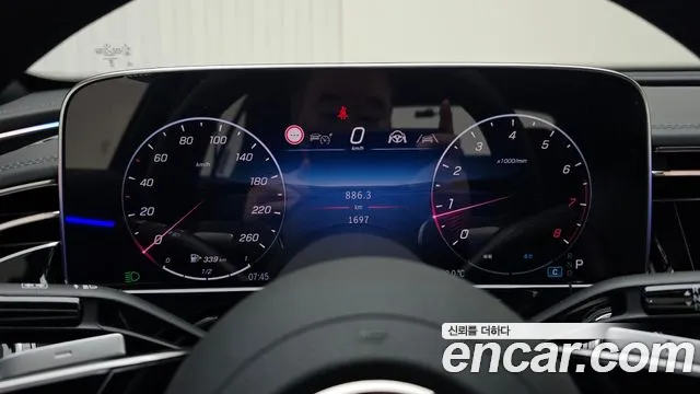 Mercedes-Benz E-Класс 2025 thumb 8