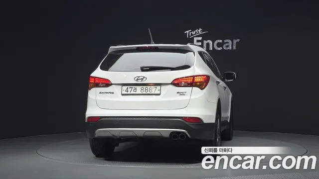 Hyundai Santa Fe 2013 thumb 4