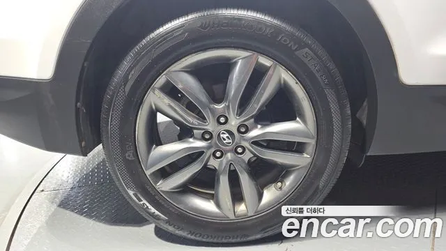 Hyundai Santa Fe 2013 thumb 5