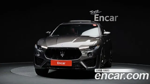 Maserati Levante 2019 thumb 3