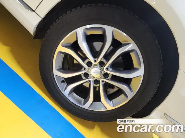 Mercedes-Benz C-Класс 2015 thumb 5