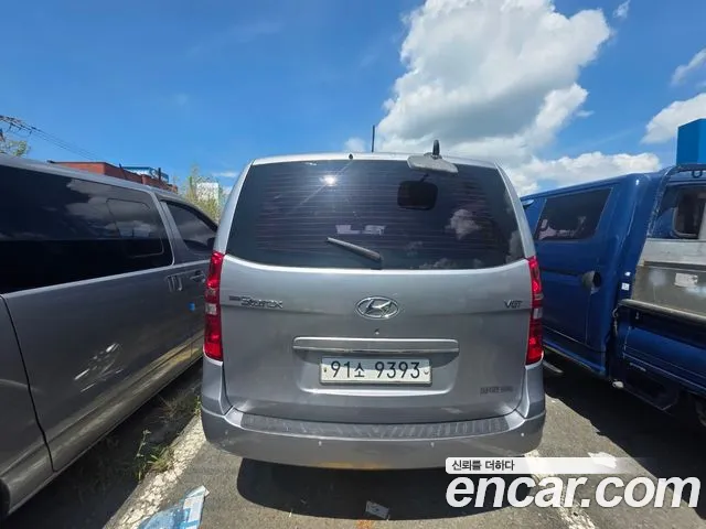 Hyundai Starex 2015 thumb 4
