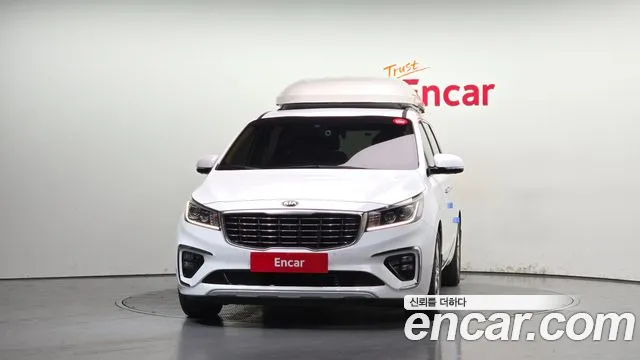 Kia Carnival 2019 thumb 3