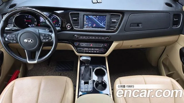 Kia Carnival 2019 thumb 7