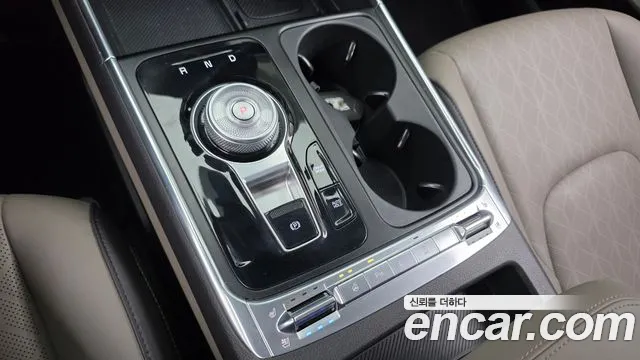 Kia Carnival 2024 thumb 9