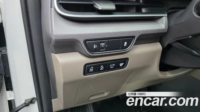 Kia Carnival 2024 thumb 12