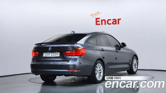 BMW 3 серии Gran Turismo 2015 thumb 2