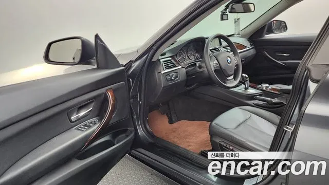 BMW 3 серии Gran Turismo 2015 thumb 10