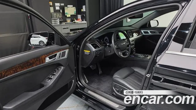 Hyundai Genesis 2014 thumb 10