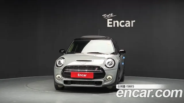 Mini Hatch 2020 thumb 3