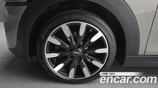 Mini Hatch 2020 thumb 5
