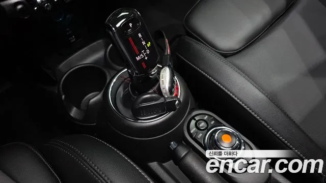 Mini Hatch 2020 thumb 9