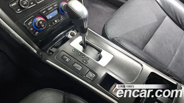 Renault Latitude 2016 thumb 9