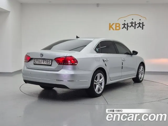 Volkswagen Passat 2014 thumb 4