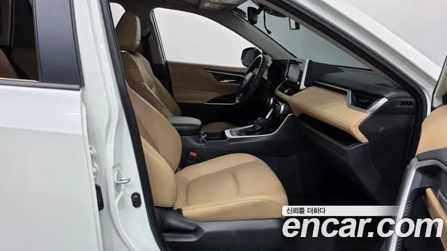 Toyota RAV4 2020 thumb 11
