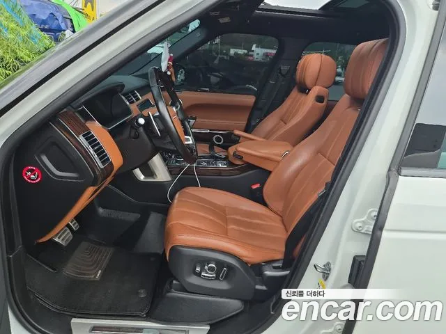 Land Rover Range Rover 2017 thumb 10