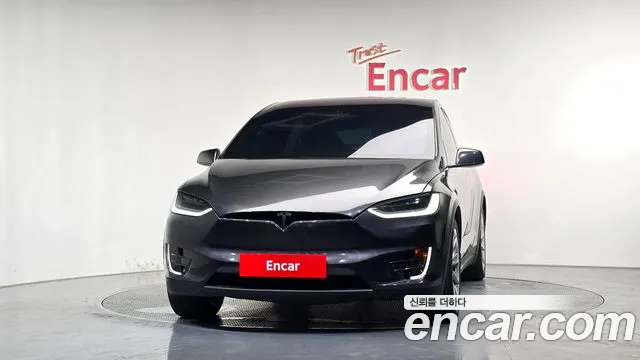 Tesla Model X 2020 thumb 3