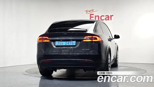 Tesla Model X 2020 thumb 4
