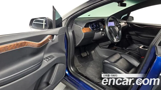 Tesla Model X 2020 thumb 10