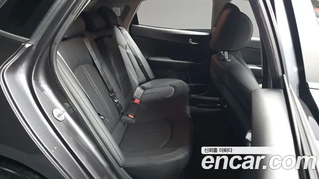Kia K5 2018 thumb 11