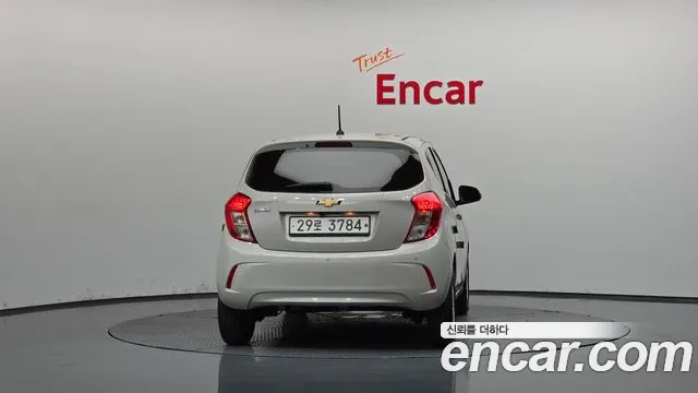 Chevrolet Spark 2018 thumb 4