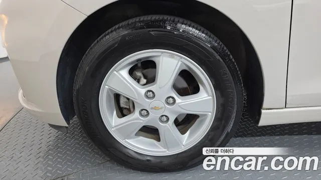 Chevrolet Spark 2018 thumb 5
