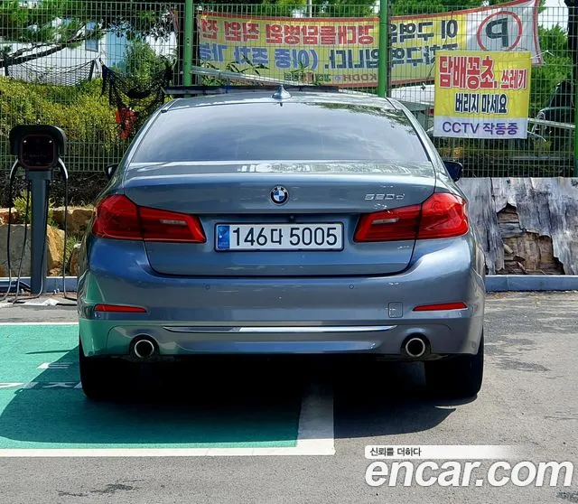 BMW 5 серии 2018 thumb 5