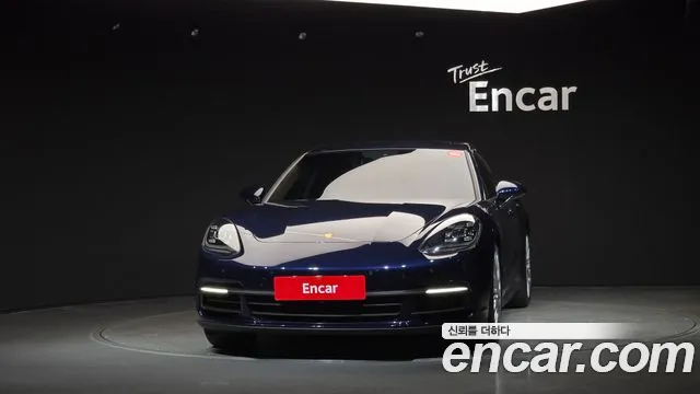 Porsche Panamera 2017 thumb 3