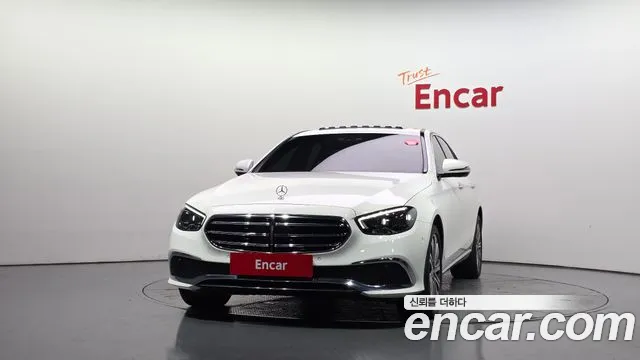 Mercedes-Benz E-Класс 2022 thumb 3