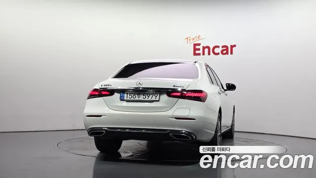 Mercedes-Benz E-Класс 2022 thumb 4