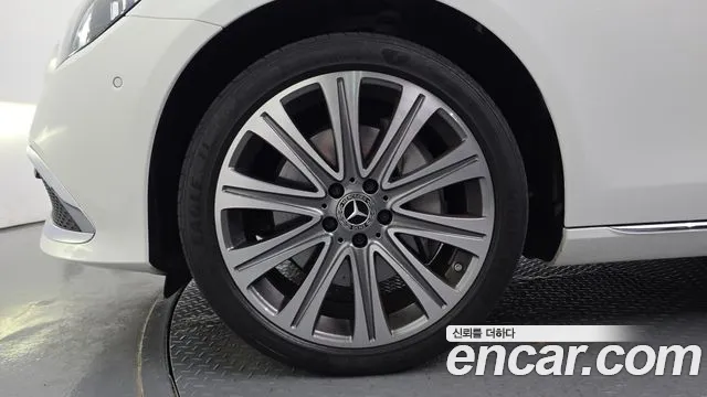 Mercedes-Benz E-Класс 2022 thumb 5