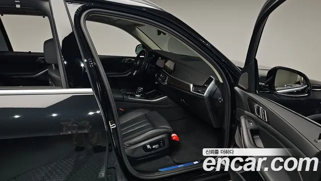 BMW X5 2023 thumb 10