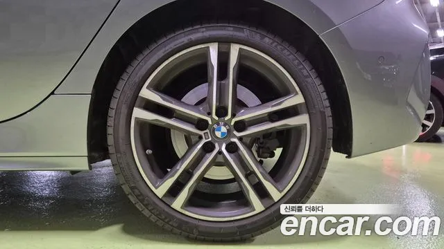 BMW 1 серии 2023 thumb 4