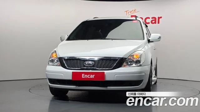Kia Carnival 2012 thumb 3