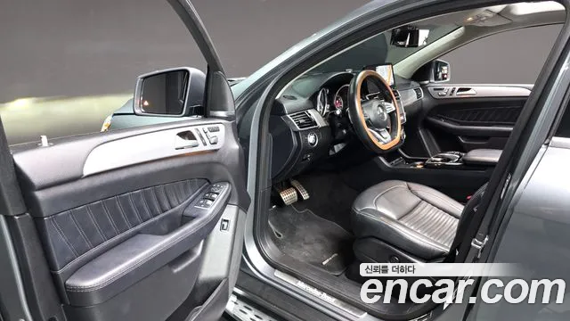 Mercedes-Benz GLE-Класс 2018 thumb 10