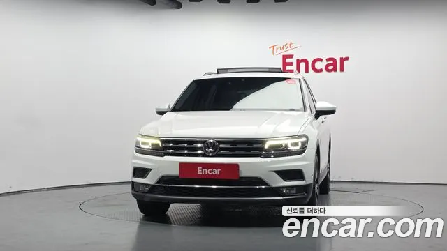 Volkswagen Tiguan 2020 thumb 3