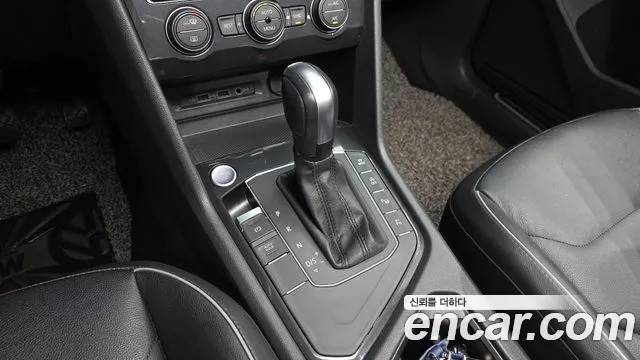 Volkswagen Tiguan 2020 thumb 9