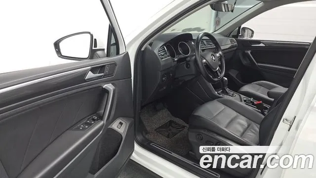 Volkswagen Tiguan 2020 thumb 10